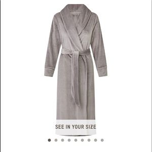 Skims kardashians velour gray smoke robe SOLD OUT!